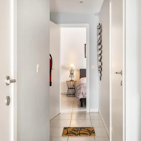 아파트 In Belgium Near Dunes & Sea, Cleaning Included *