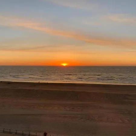 In Belgium Near Dunes & Sea, Cleaning Included *
